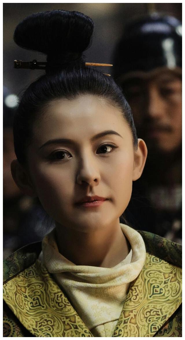 “贵圈奇女子”热依扎的上位史,太艰难了