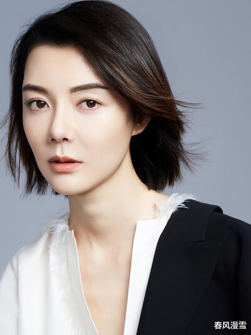 车晓|仙气飘飘的车晓，一手精妙绝伦小楷，惊艳了“两圈”，不输书法家