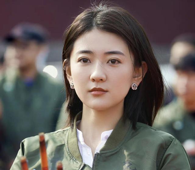 黑白配|又一古装武侠剧来袭，央视点名宣传，三大男神齐聚，女主更有看点