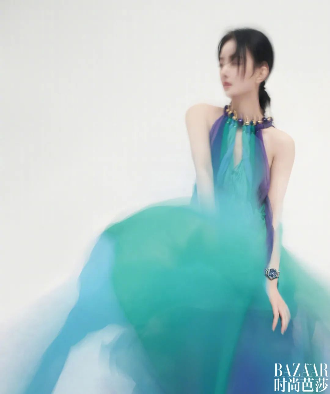 刘亦菲|刘亦菲，这种照片以后别拍了，会害到你…