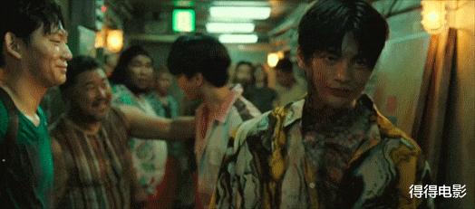 狼狩猎|从头杀到尾,光血浆就用了好几吨,韩国片这部19禁炸了