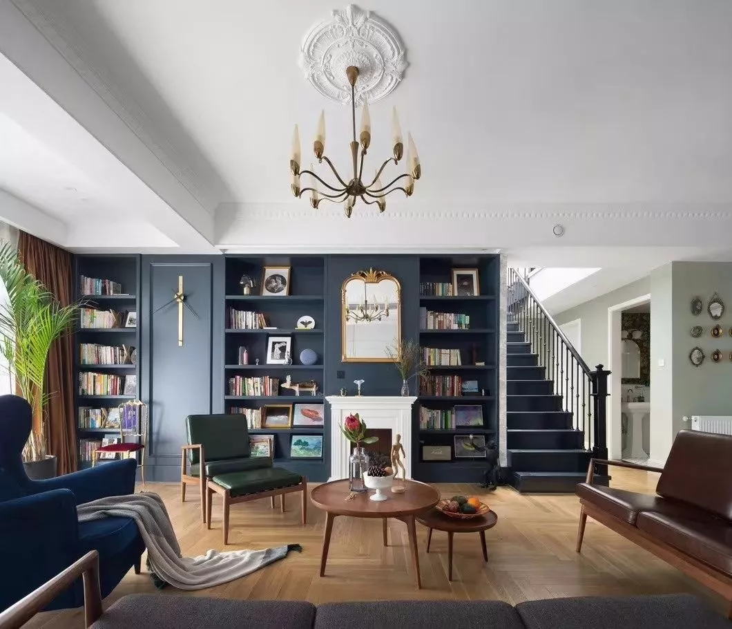 客厅不看电视,装个书架设计,满屋书香气!