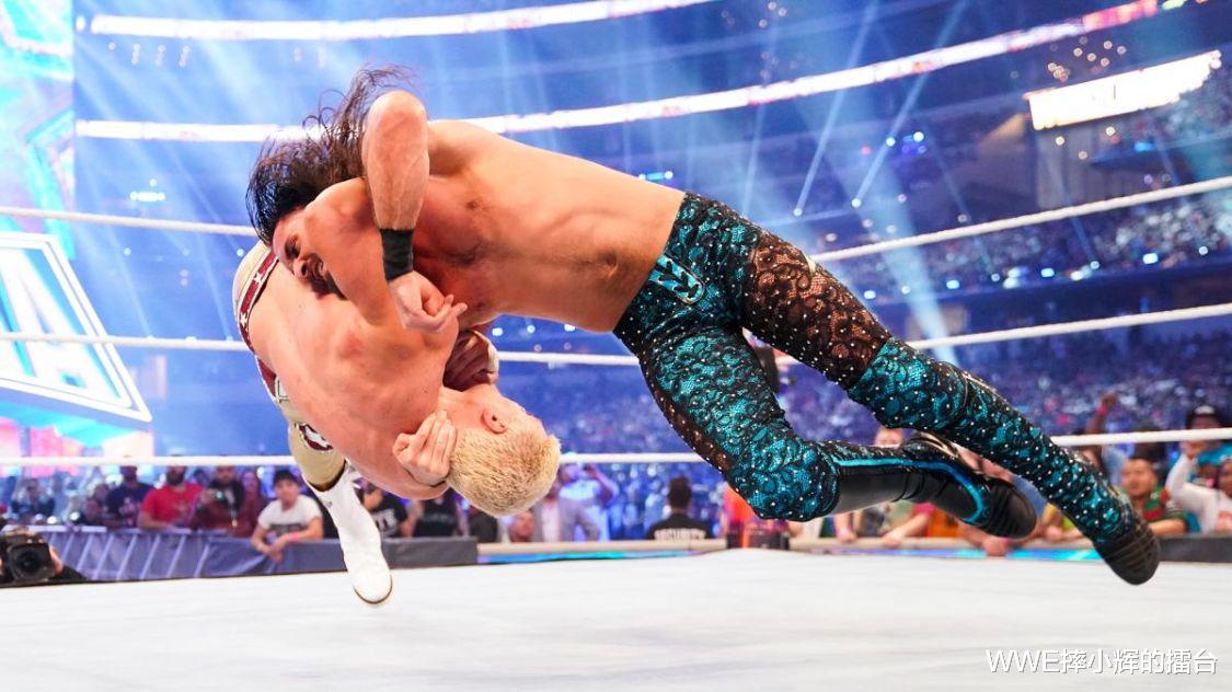aew|前AEW副总科迪成功首秀摔角狂热38，打败罗曼是回归条件之一？