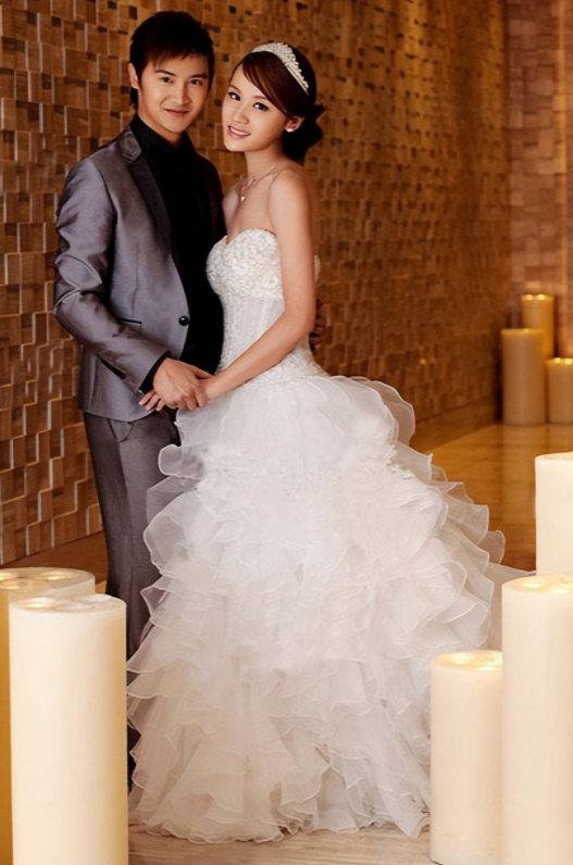 叶一茜|23岁嫁世界冠军，相爱17年家庭幸福美满，一家四口高颜值似复制