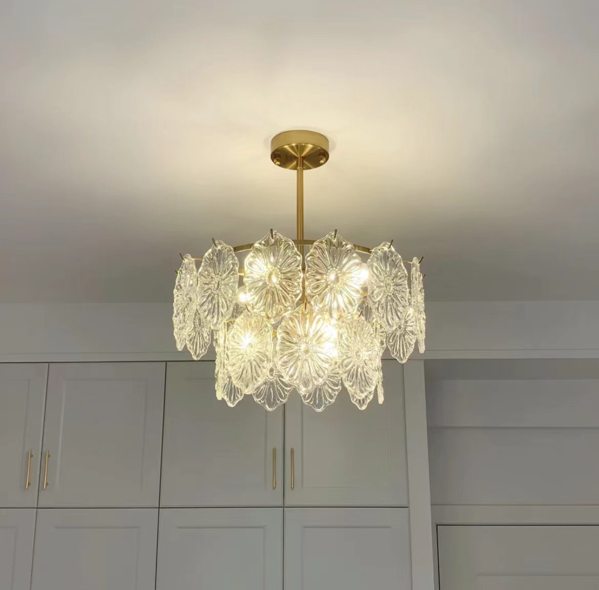 看看我家“廉价版”的卧室装修,功能一个不差,钱却没花多少