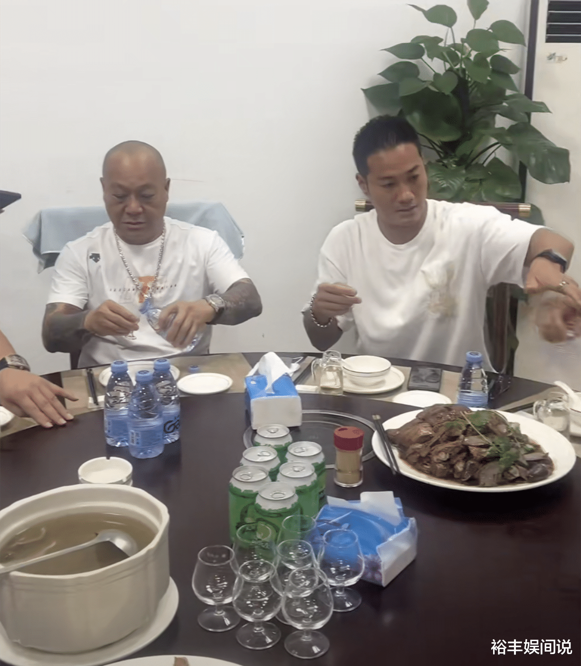 古惑仔|港星黄竣锋内地庆生！三大“古惑仔”陪同，曾单挑三名匪徒