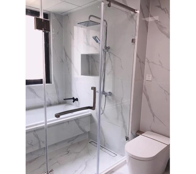 走进她家,才知道什么叫作有孩子的家庭,130新家“空无一物”