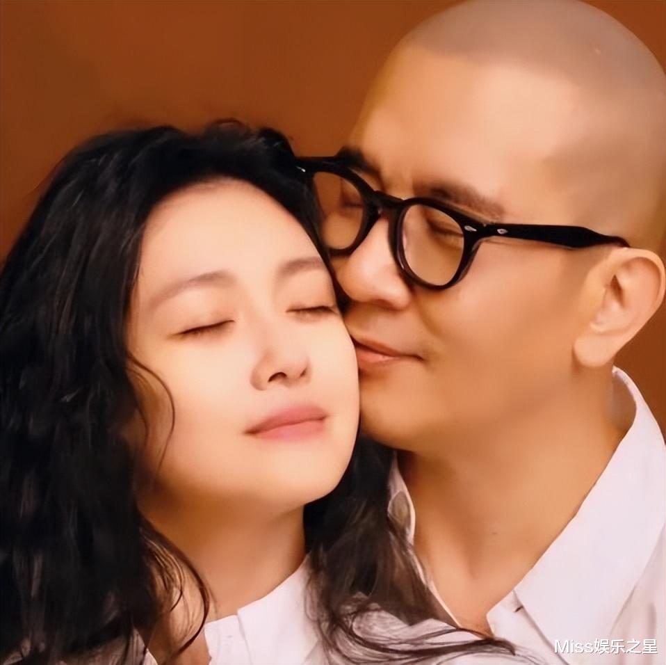 大S|不被汪小菲影响,仍受主流支持!大S具俊晔登上VOGUE年度人物封面