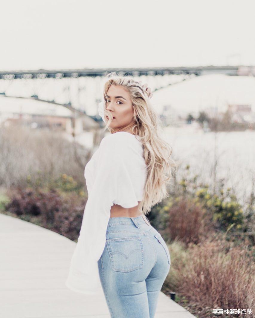 勇士|甜蜜爱情！勇士29岁探花情牵漂亮女友，颜值超高身材不输卡戴珊