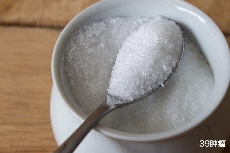 心脏|盐一换,每年少死百万人!哈医大新研究:低钠盐或可降血压