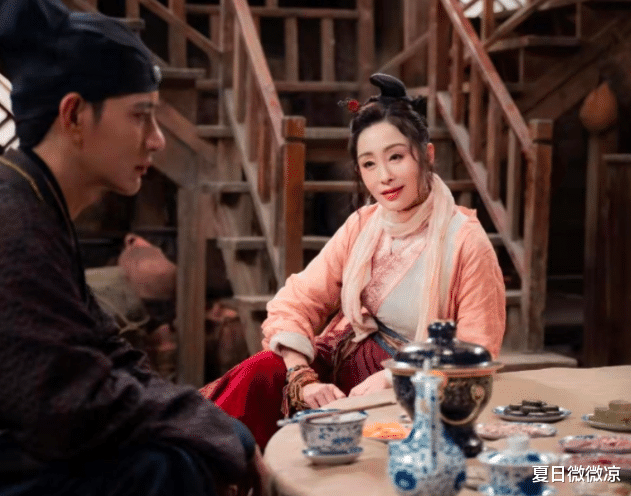 景甜|“赵敏”变化大，这样的张敏看着年轻，有些不自然