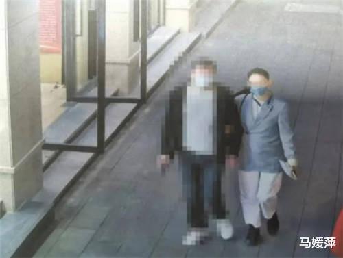 案列:2021年,浙江42岁女子同时交往6名男友,一晚当八次新娘子