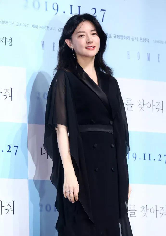 李英爱|被嘲多年再复出，白莲花女星的“小三上位史”被扒了？