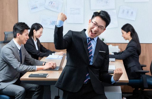 |人们只是被情绪控制，而不是被情绪控制