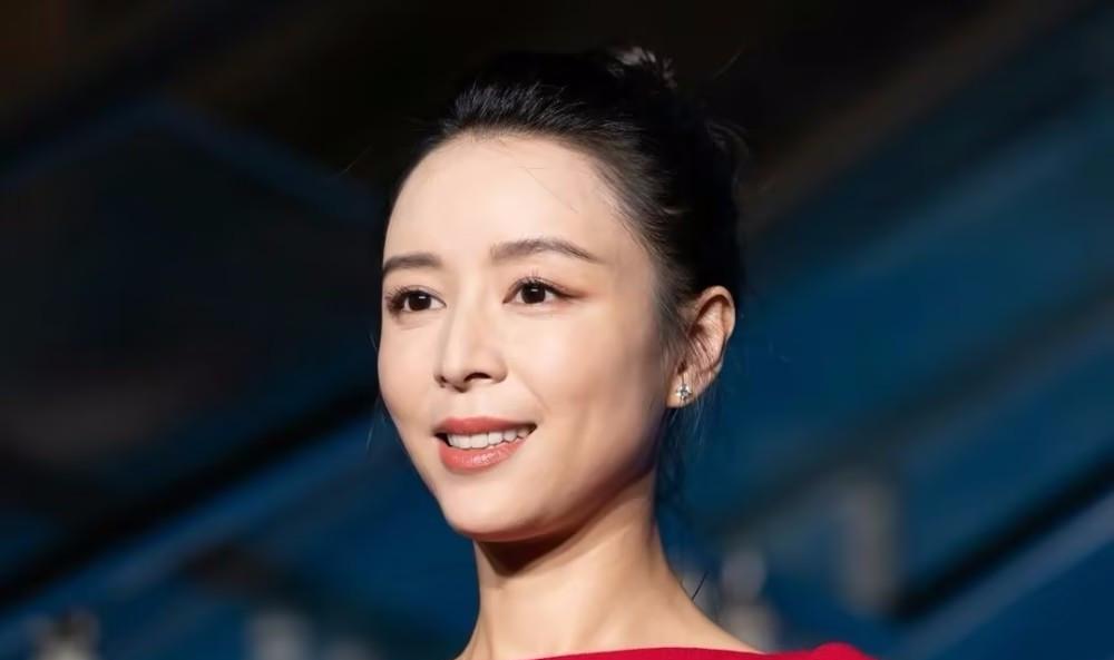 老明星|一天4大瓜,网红去世,被造黄谣,接机造成拥堵,喜怒哀乐全都有