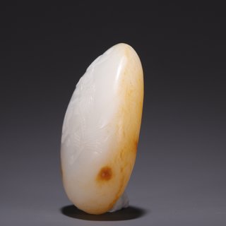 和田玉籽料|旧藏·和田玉籽料麒麟纹原石雕