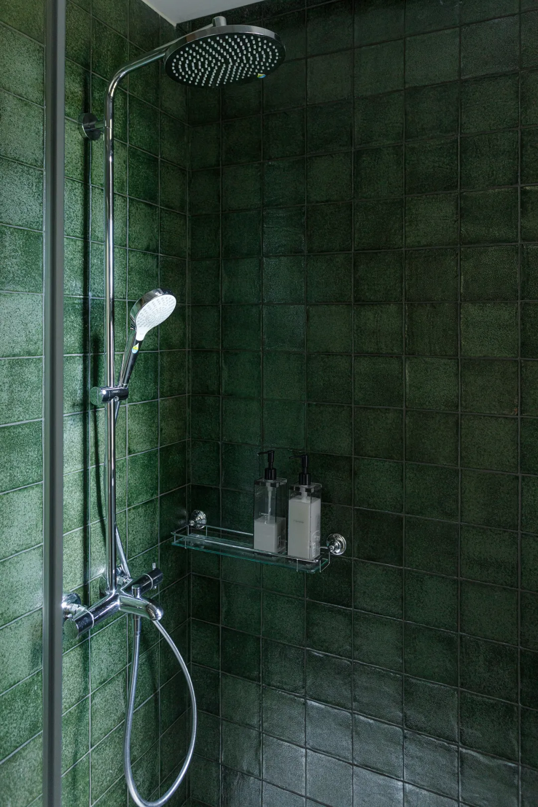 105㎡超自然质感，跳脱出复杂配色，更纯粹的空间表达