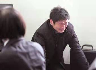 2012年,90后杀人犯在法庭上微笑求死,听到判决结果后笑容消失了
