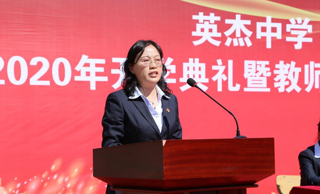 教师|“铁饭碗”变“金饭碗”？已经明确涨工资，又一行业迎来发展机遇！