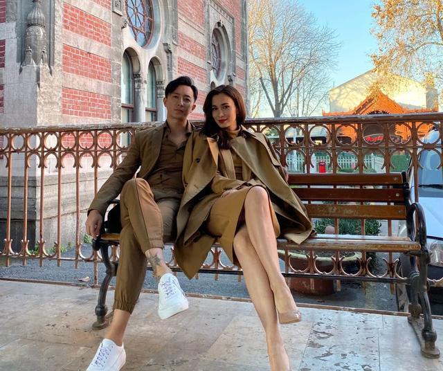 卢靖姗|36岁卢靖姗怀孕,走出父亲意外离世的悲伤,韩庚陪妻子一起晒孕肚