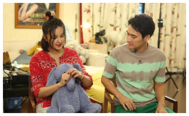 金莎|8位感染的名人：张兰带病直播，张歆艺全家中招，金莎趁机带货