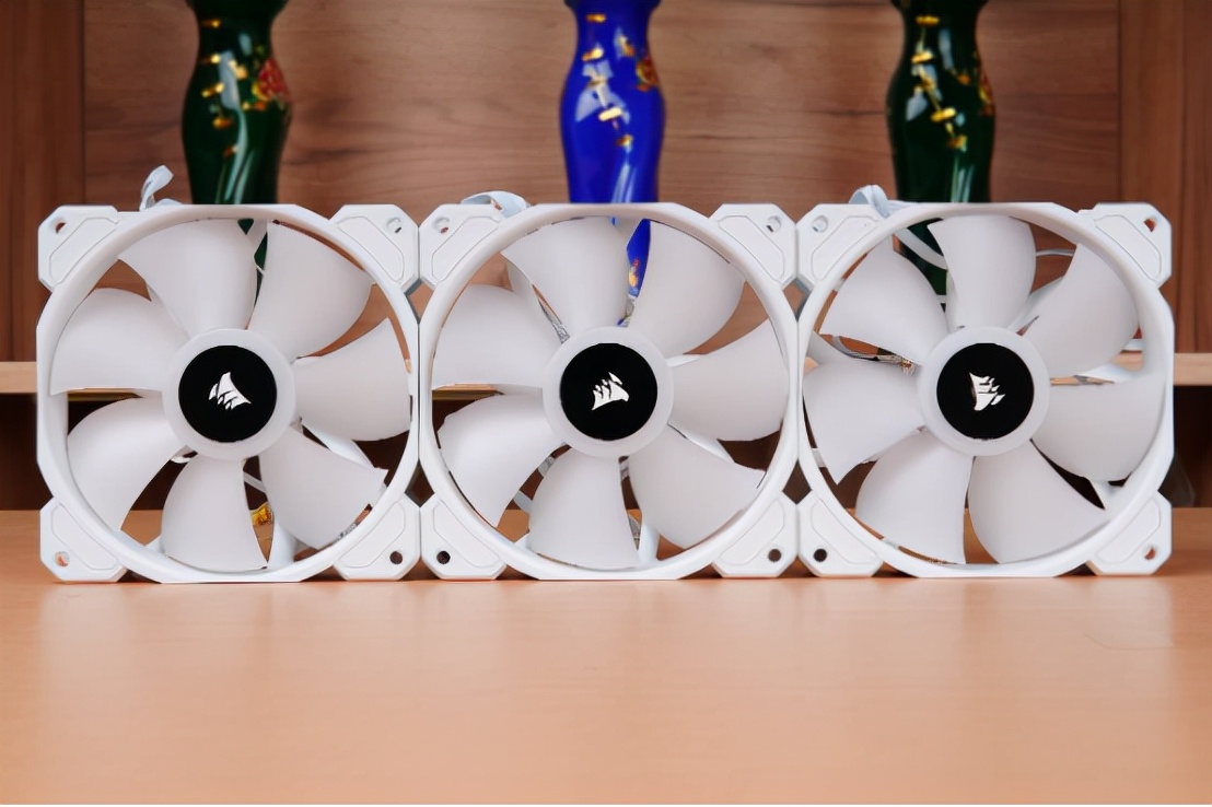 半导体|不仅要强大性能，更要超高的颜值，酷睿12代DDR5高端平台装机推荐