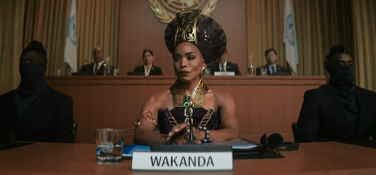 黑豹2|漫威宇宙《黑豹2》一路尬演，味同嚼蜡，请不要再侮辱我的眼睛