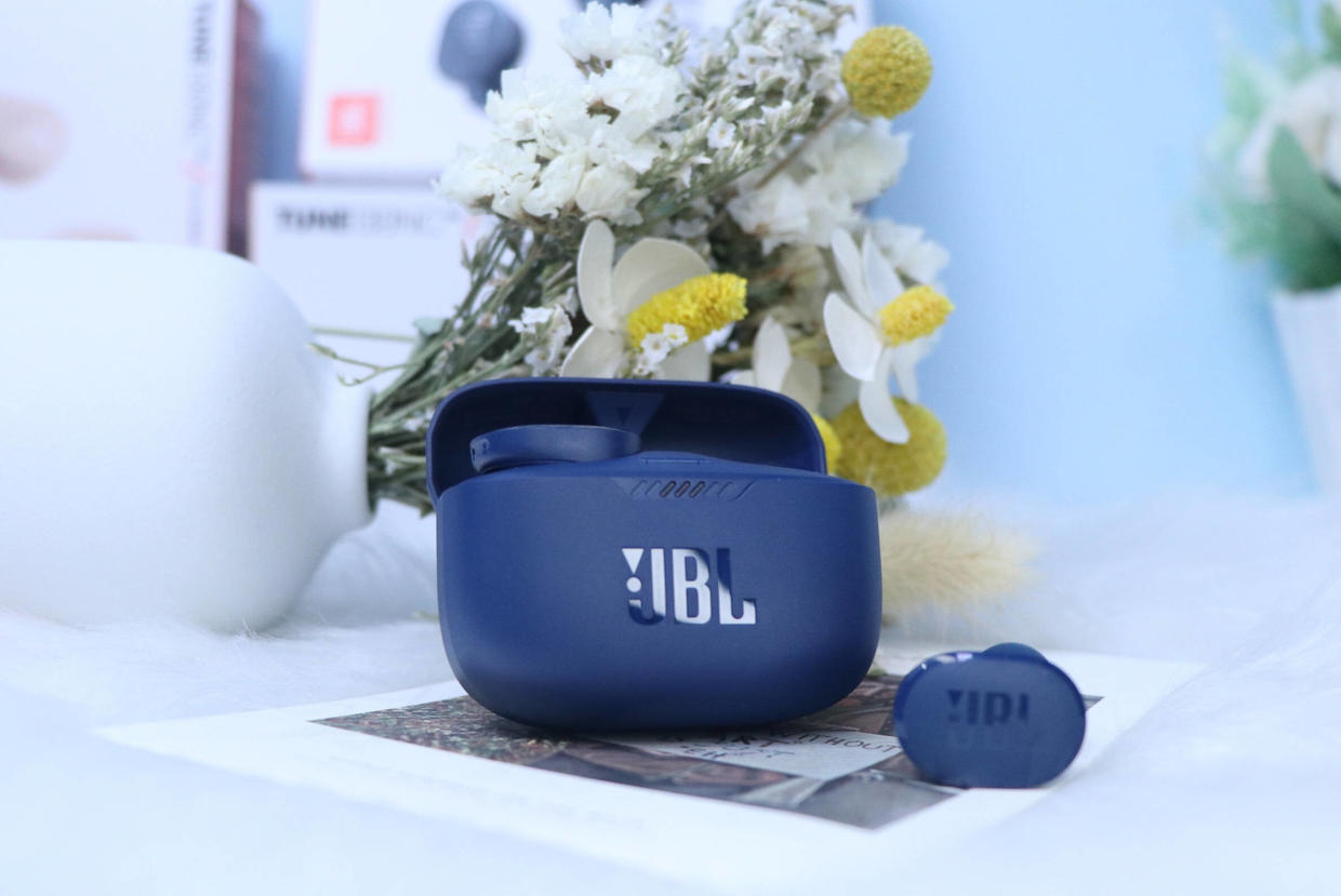 无线蓝牙|JBL 130NC TWS耳机评测：出色降噪，物超所值