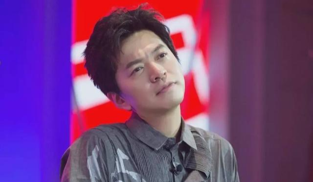 电视剧|水木年华:爆红后换人,前成员李健越来越火,他们却在乡镇商演