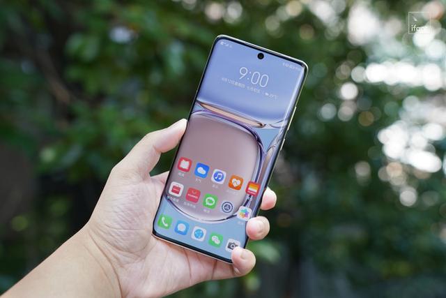 安卓|Android 手机屏幕四边等宽可以有，但没必要