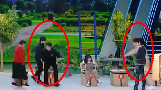 谭松韵|“负重前行”谭松韵，母亲离世被喷卖惨，因刘昊然发言被央媒点名