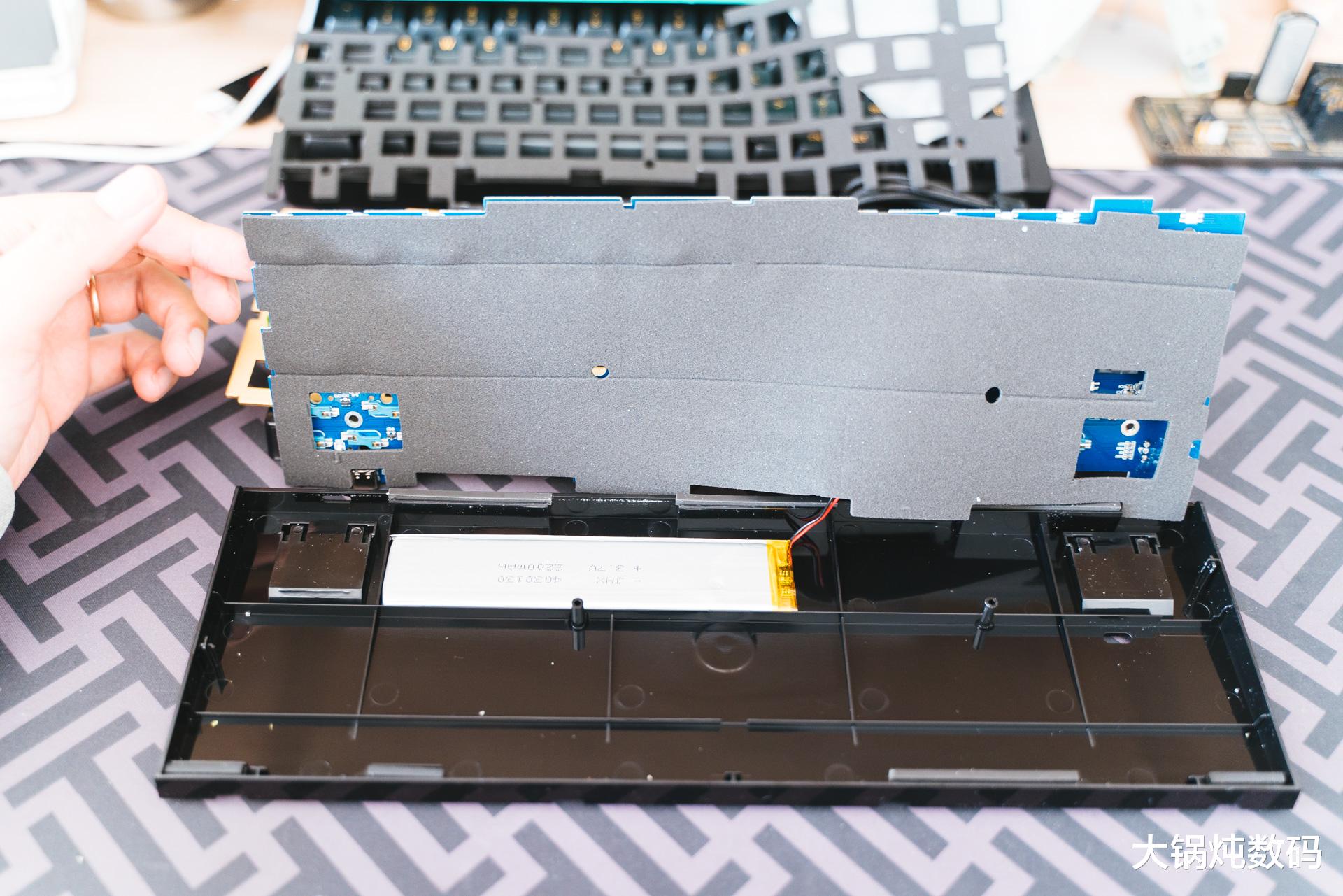 显示器|高颜值65%配列键盘——杜卡洛VN66黑金版