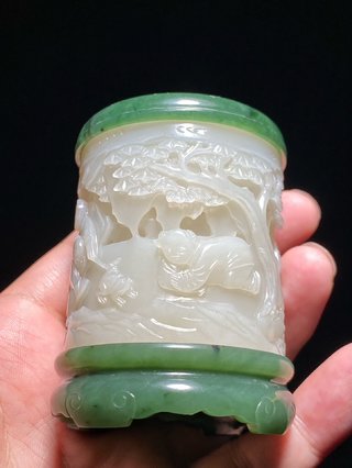 |清中期 和田玉籽料 白玉嵌碧玉 婴戏图 诗文笔筒 香筒 香叶草堂