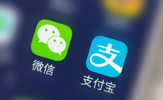 央行正式宣布,支付宝、微信只能无奈接受?要跟二维码说再见了