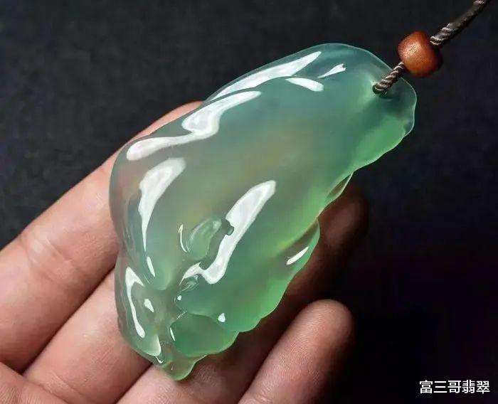 翡翠|“种”和“水”哪个更重要?翡翠要挑“种好”还是“水好”的?