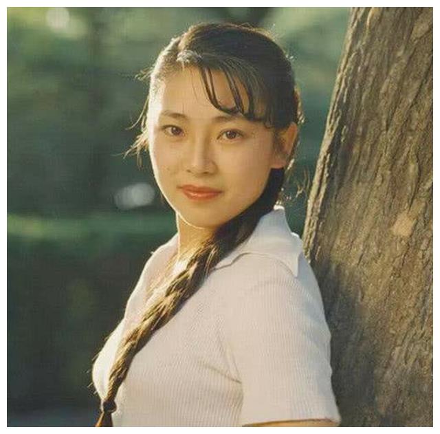 李连杰|李连杰大女儿李思：在父母离婚的阴影中长大，如今情感状况怎样？