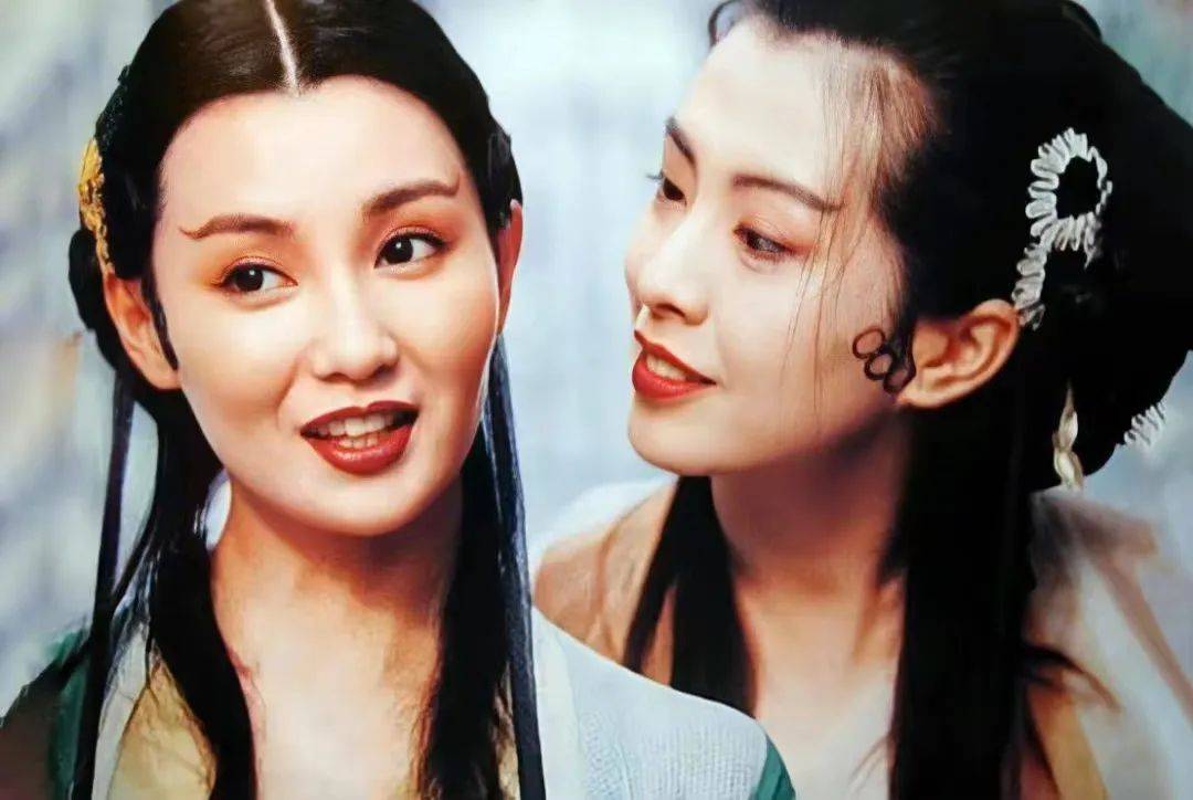 张曼玉|张曼玉连更3条动态,穿黑丝吊带裙秀好身材,她也要开始直播带货了?