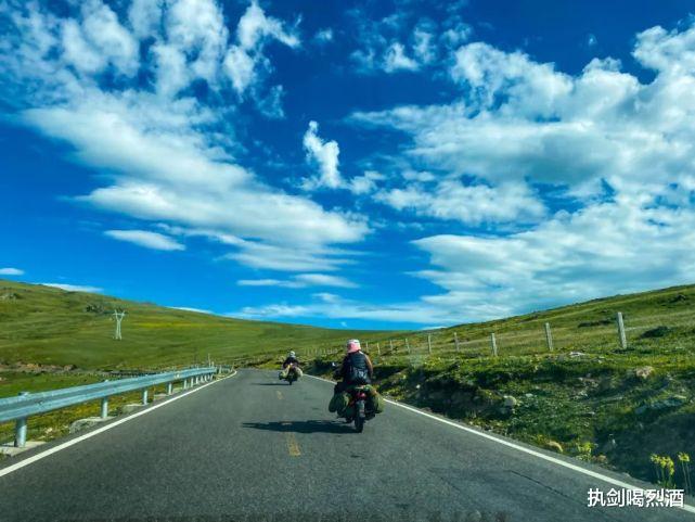 溧阳|四川有个县,与西藏隔江相望,县城狭窄两边是悬崖,令人望而生畏
