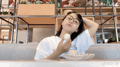 |救命，内娱看不上的沈月，已经火遍越南了！