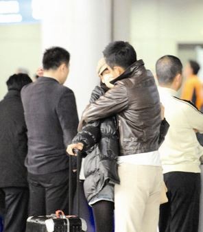 赵丽颖|张雨绮：两婚两离，带着龙凤胎潇洒生活，离异后活出女王范