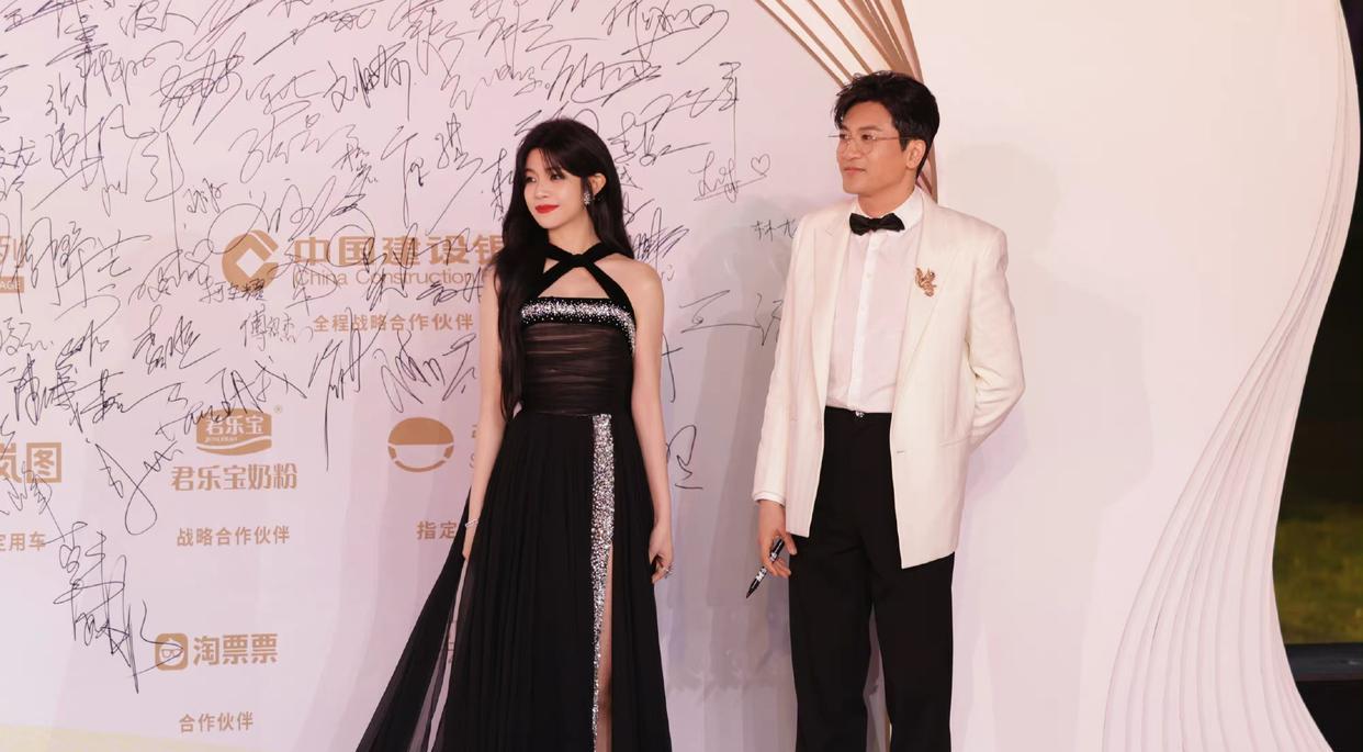 陈妍希|陈妍希红毯热搜后续:人和裙子分开看都挺美,就是穿上怪怪的