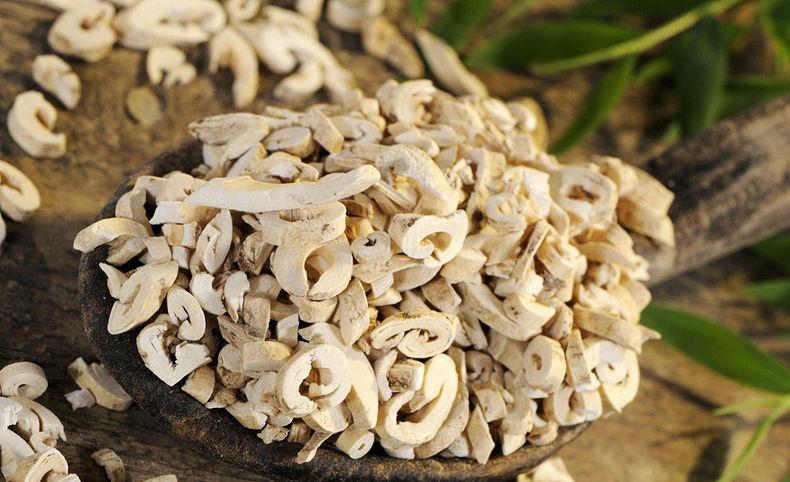 二甲双胍|总出荨麻疹?多因湿热引起,两味中药,清一身之湿,除一身之热