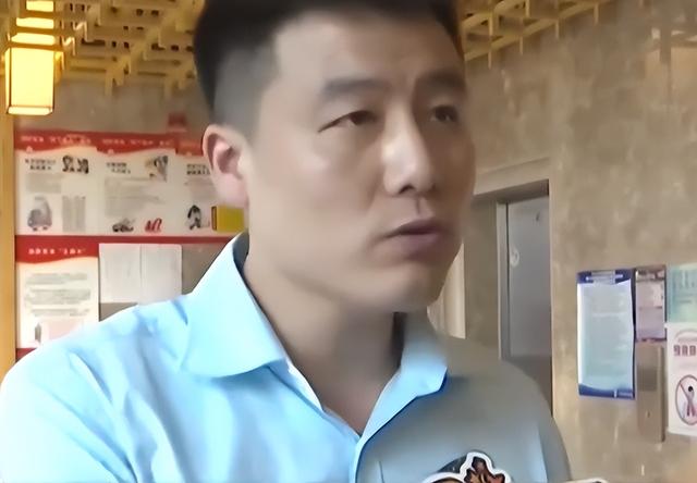 女子做养生按摩遇上男技师,要求换人反被呛:我手艺得劲