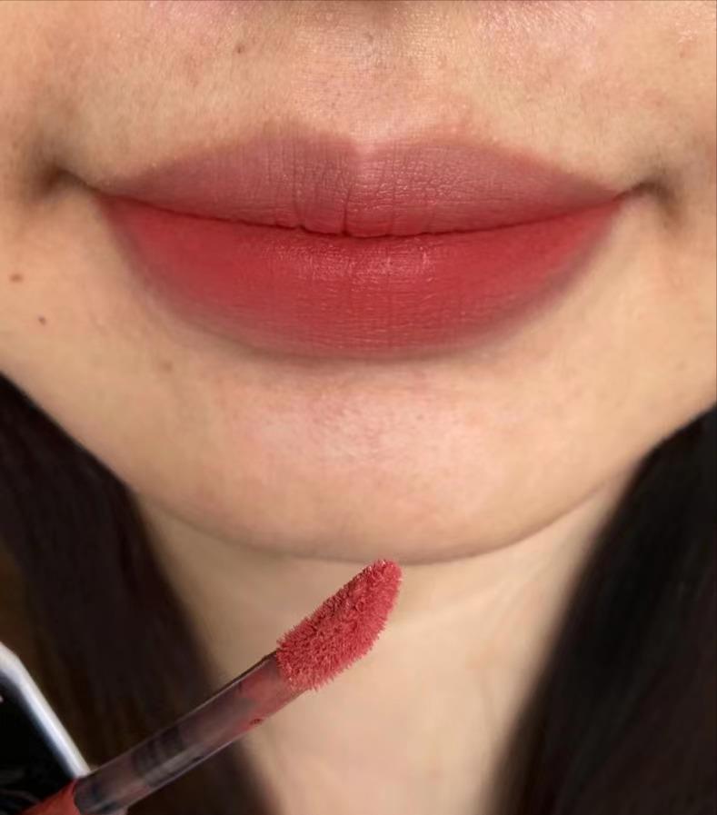 口红 春季口红买得再多, 不如选对色号,这4支显白口红,黄皮素颜也能涂