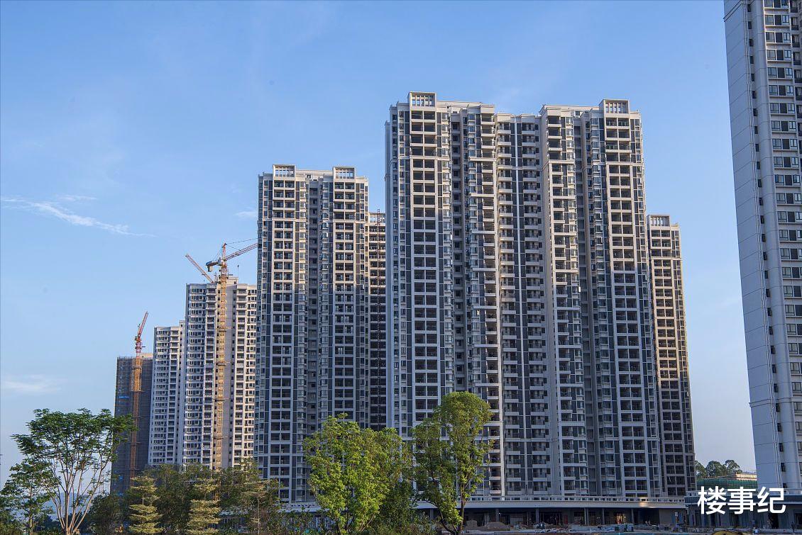 房价|2022年该买房还是再等等？楼市有望迎来4个好消息，2类人提前留意