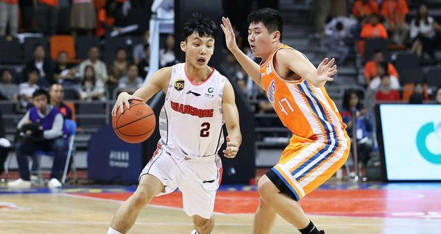 广东队3消息:徐杰5年薪资200万 赵睿升官任队长 杜锋救星平稳落地