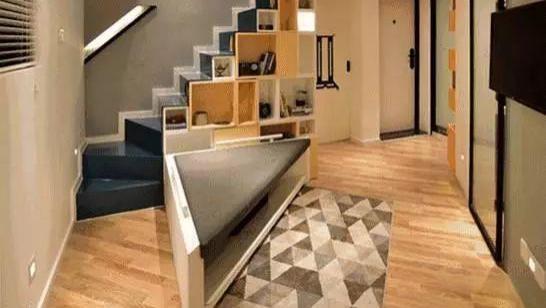 26㎡小户型三角顶楼复式，边角很难利用，他花6W打造7室小洋房