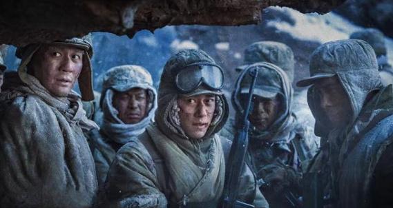 欧美明星|《长津湖》系列票房96亿，片方分账35亿，易烊千玺得多少？