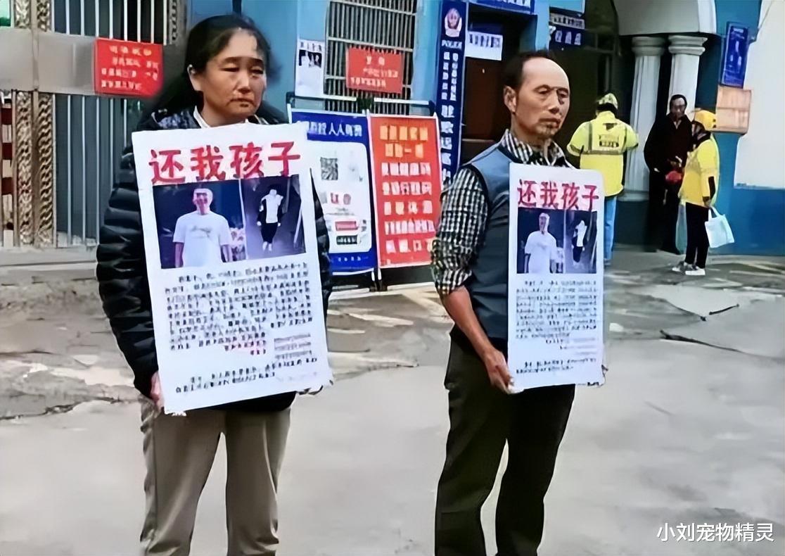 胡鑫宇失踪58天迎来反转！学校嫌疑被排除，光头未被抓，又回原点