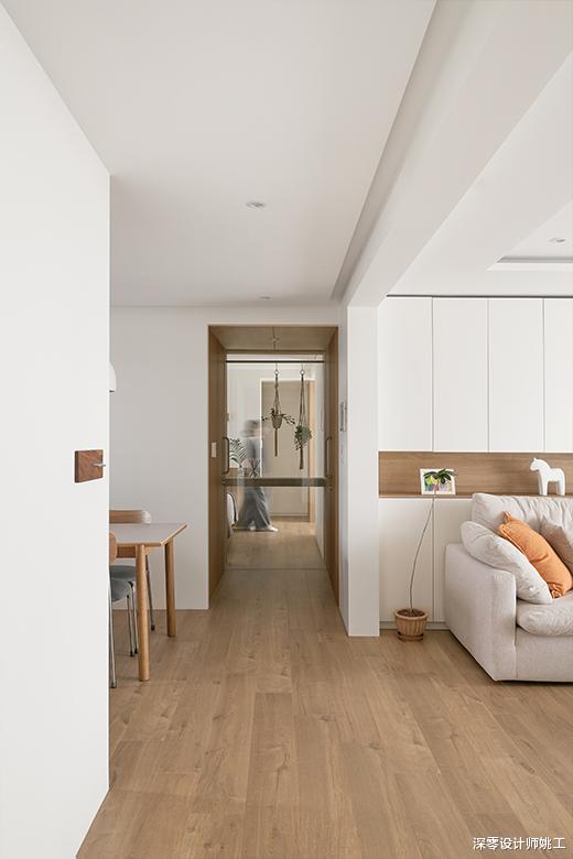 112㎡两室一厅,是我见过最干净的家,沙发背靠储物柜收纳翻2倍